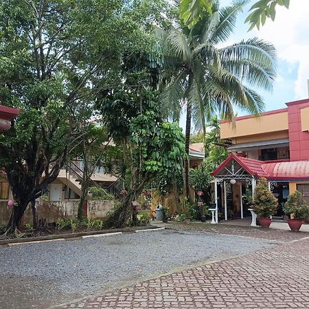 Golden Belle Apartelle And Suites Davao Bagian luar foto