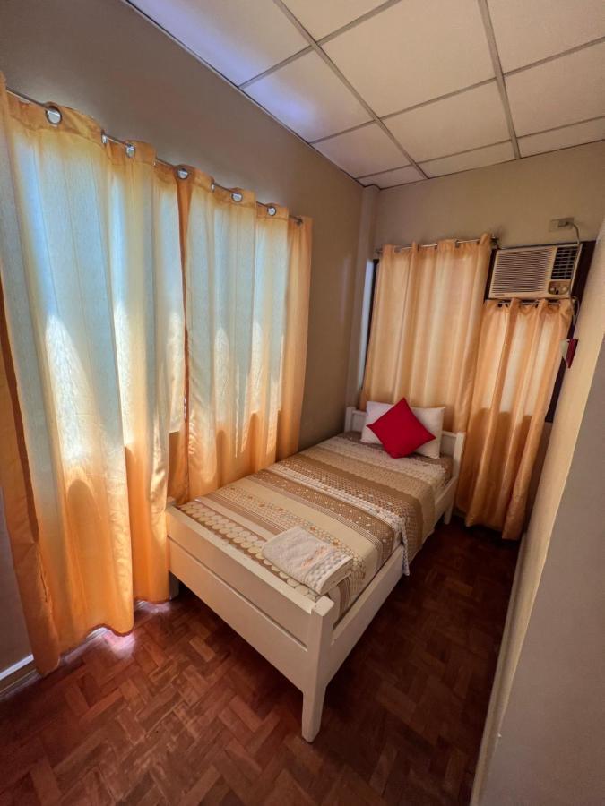 Golden Belle Apartelle And Suites Davao Bagian luar foto