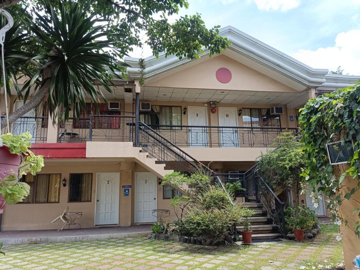 Golden Belle Apartelle And Suites Davao Bagian luar foto