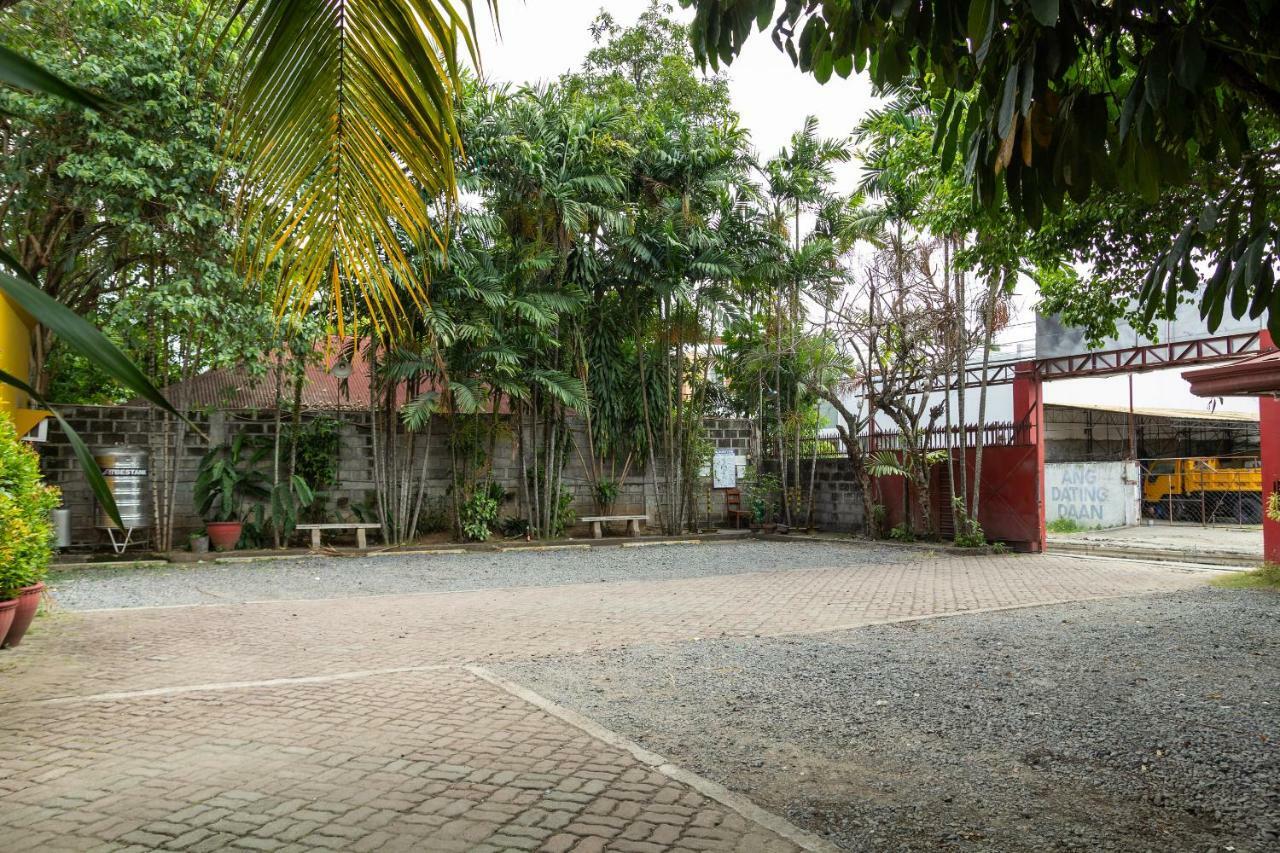 Golden Belle Apartelle And Suites Davao Bagian luar foto