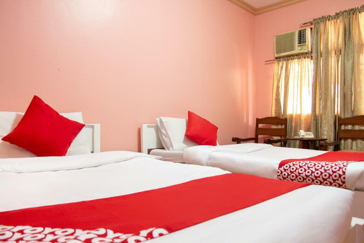 Golden Belle Apartelle And Suites Davao Bagian luar foto