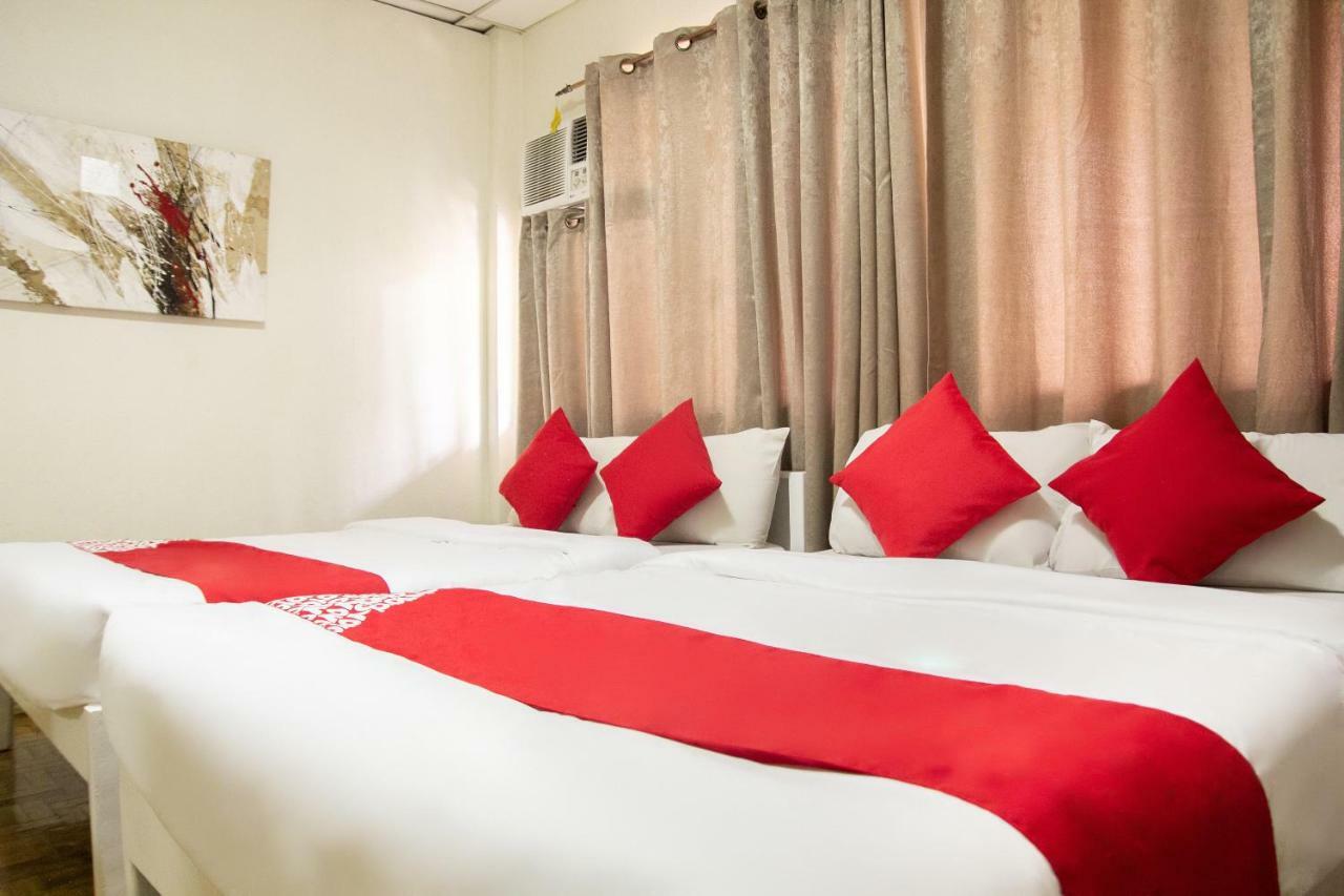 Golden Belle Apartelle And Suites Davao Bagian luar foto