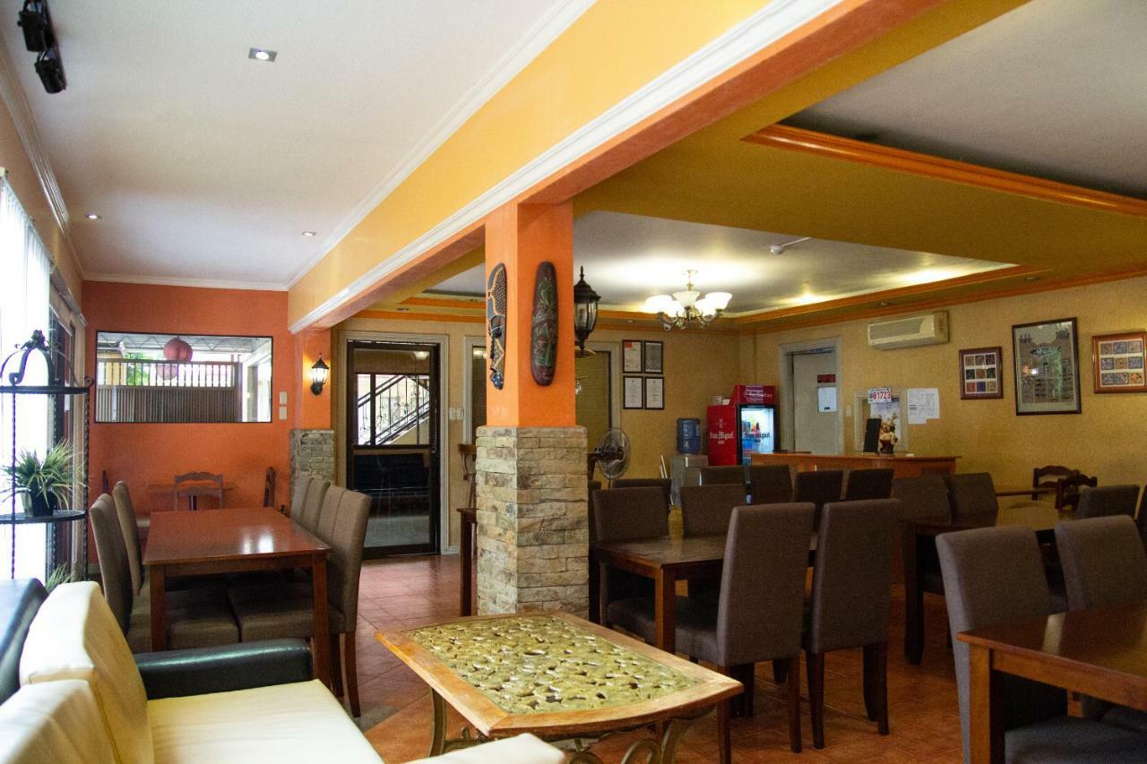 Golden Belle Apartelle And Suites Davao Bagian luar foto