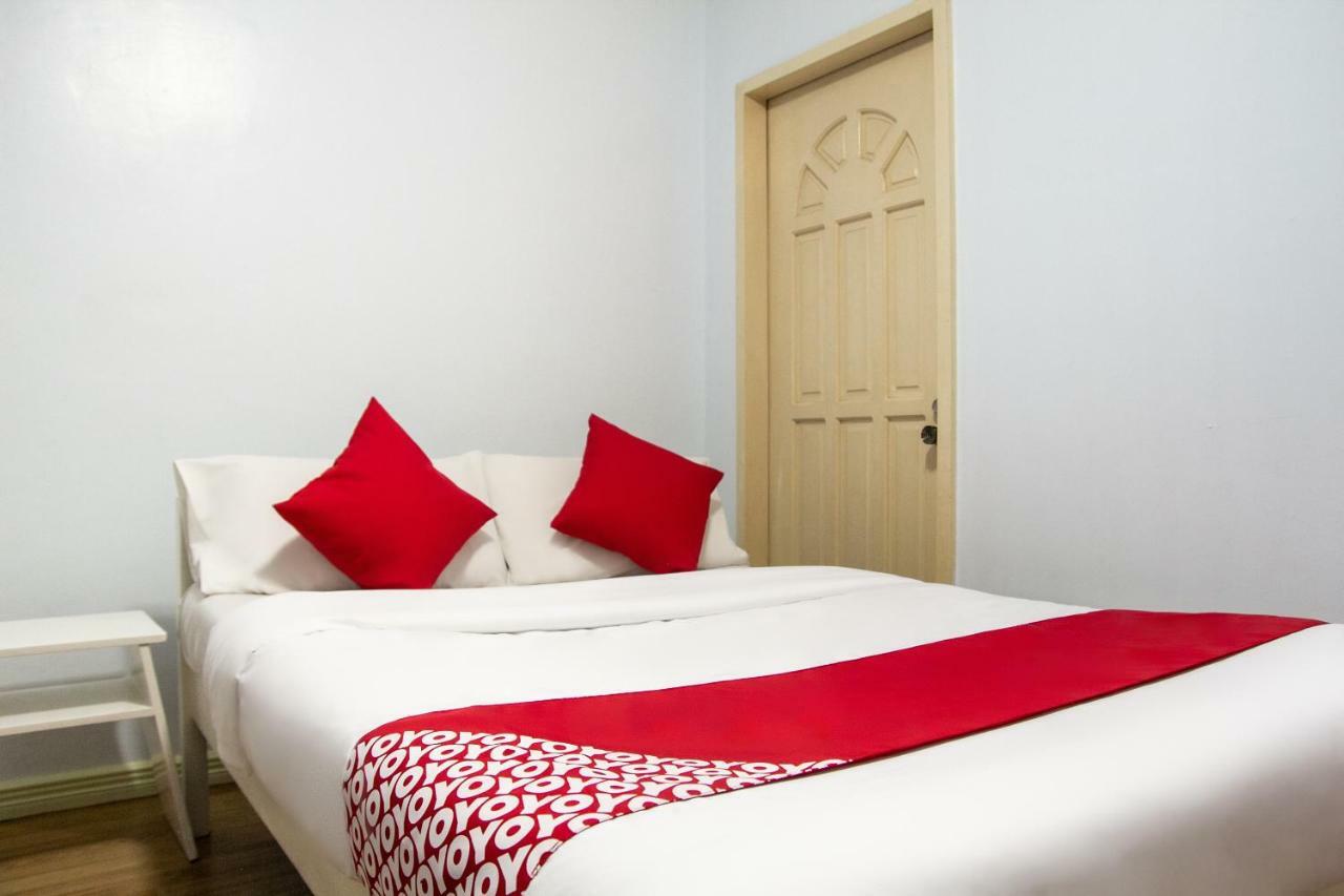Golden Belle Apartelle And Suites Davao Bagian luar foto
